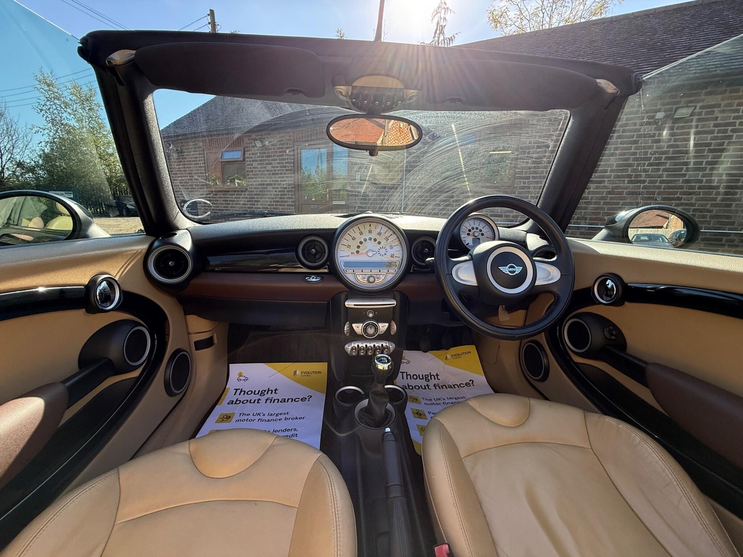 Used MINI Convertible 2009 for sale - 76099421: Photo 8