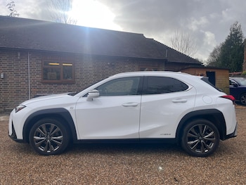 Used Lexus UX 2020 for sale - 73522739: Photo