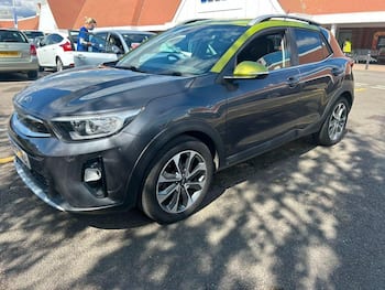 Used Kia Stonic 2018 for sale - 79791063: Photo