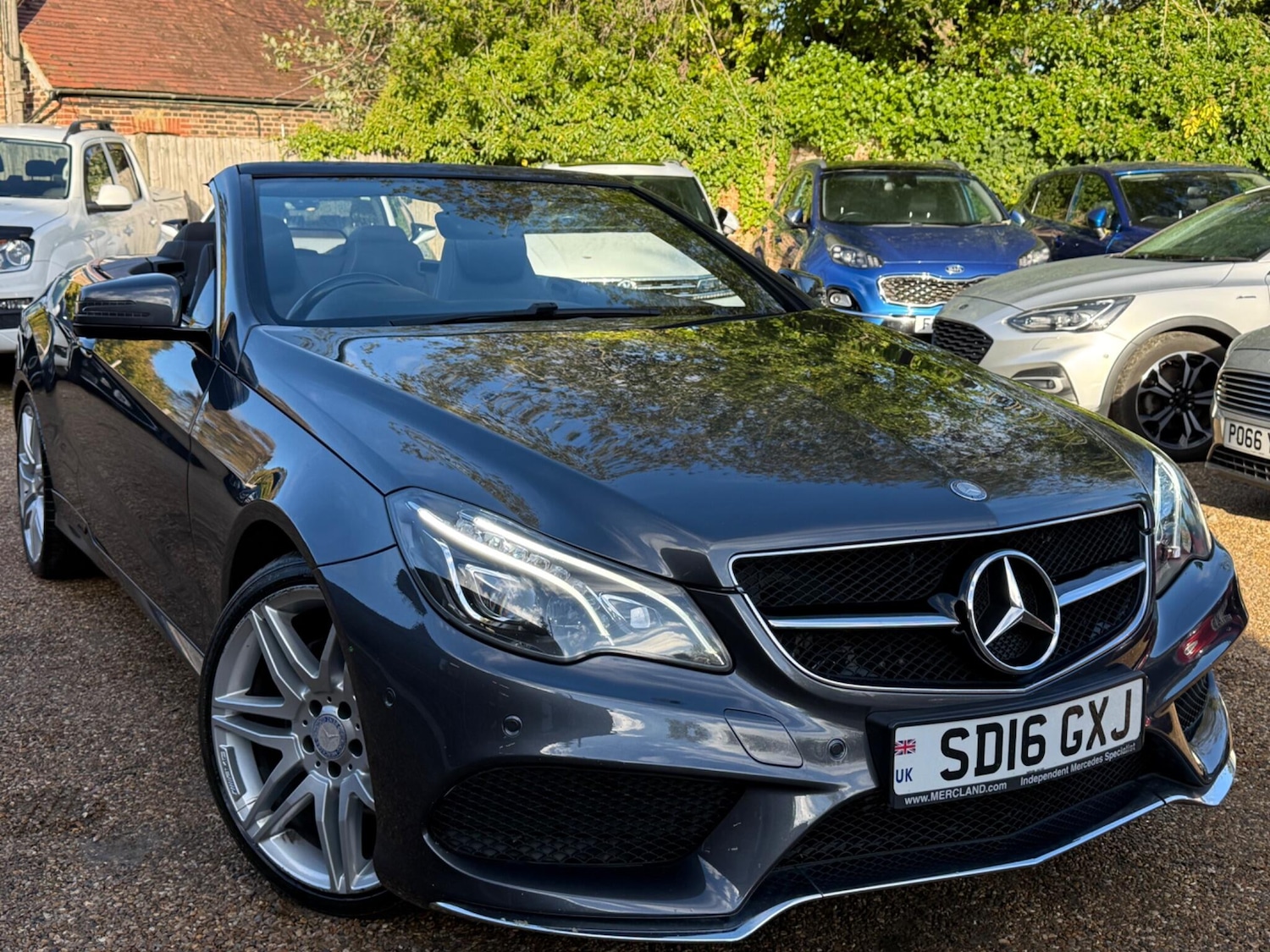 Used Mercedes-Benz E Class 2016 for sale - 76370476: Photo 1