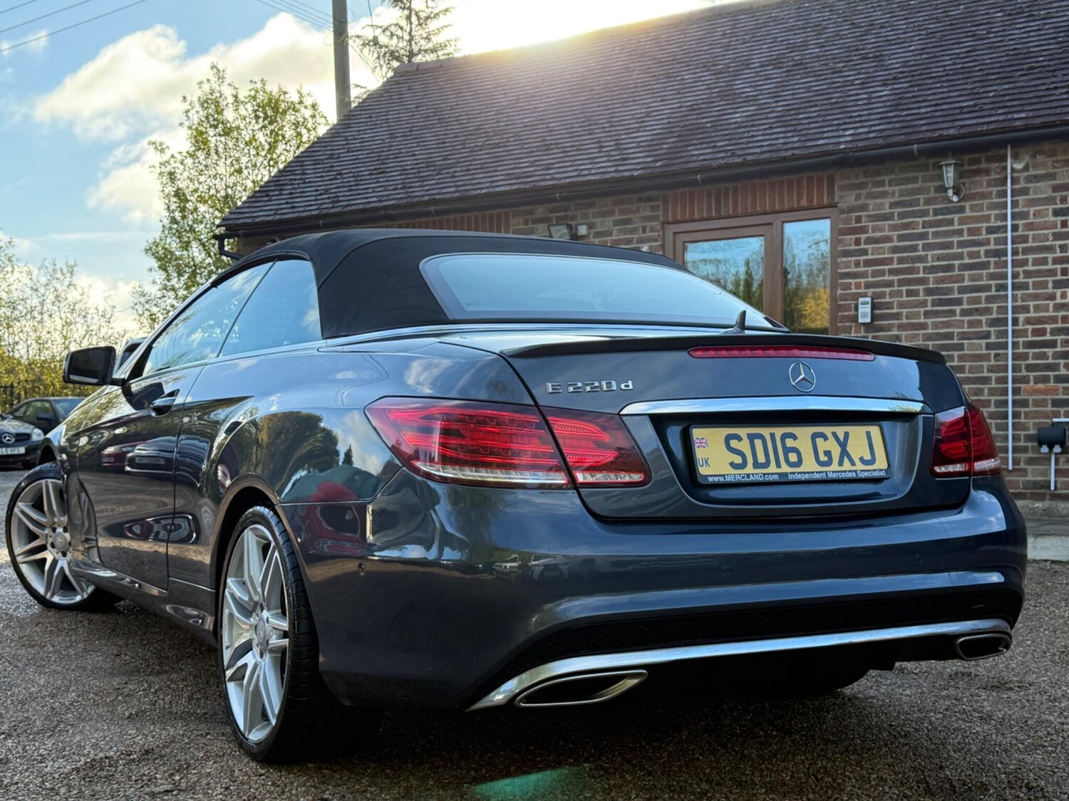 Used Mercedes-Benz E Class 2016 for sale - 76370476: Photo 4