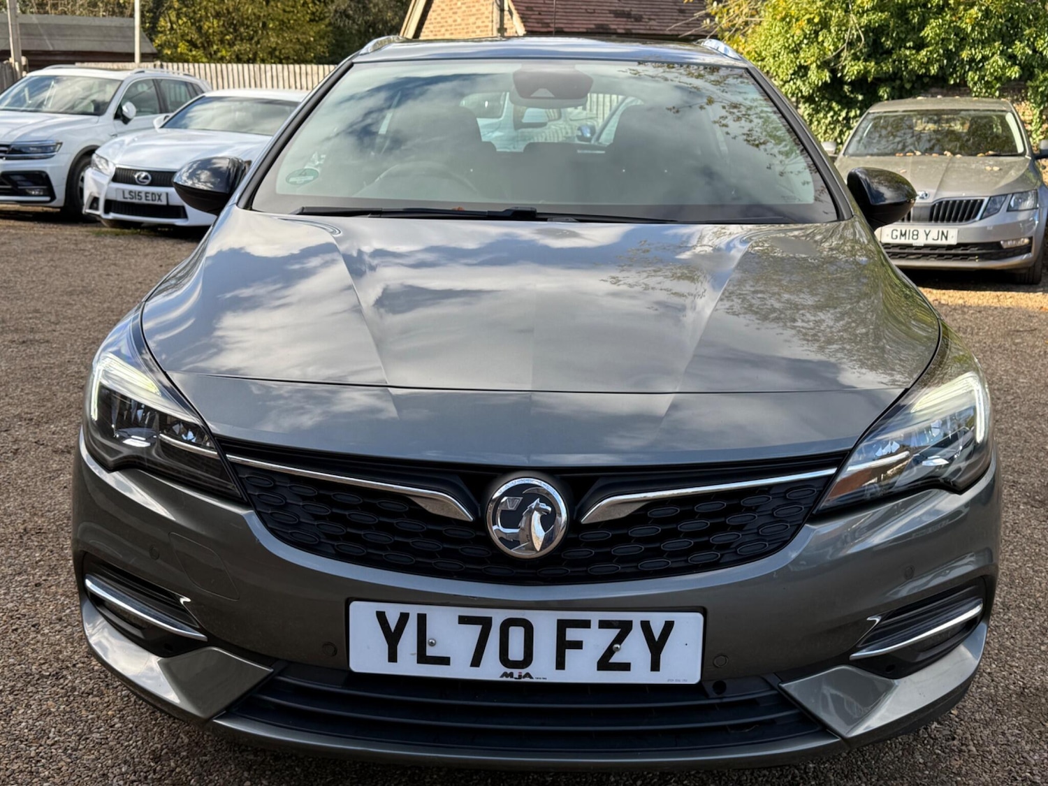 Used Vauxhall Astra 2021 for sale - 76952627: Photo 2