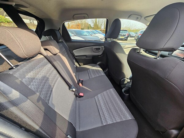 Used Toyota Yaris 2016 for sale - 73944848: Photo 10