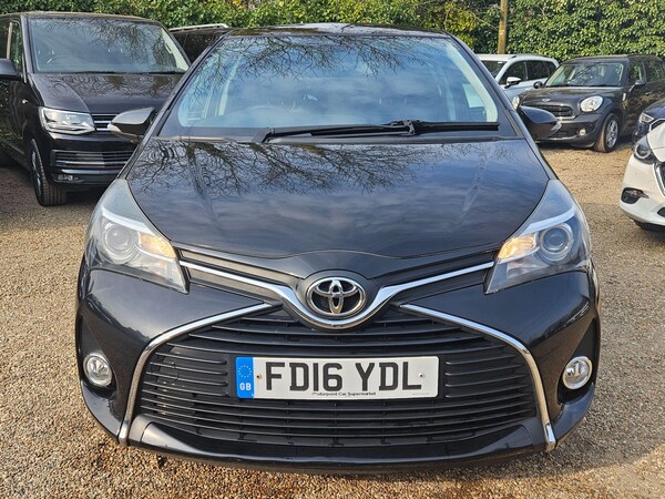 Used Toyota Yaris 2016 for sale - 73944848: Photo 2