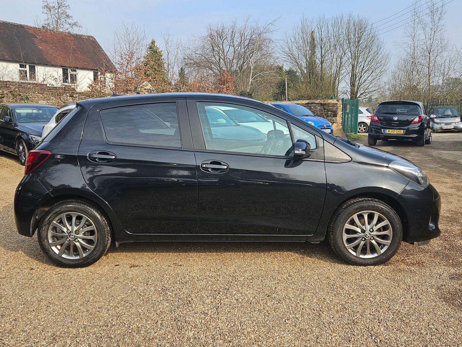 Used Toyota Yaris 2016 for sale - 73944848: Photo 6