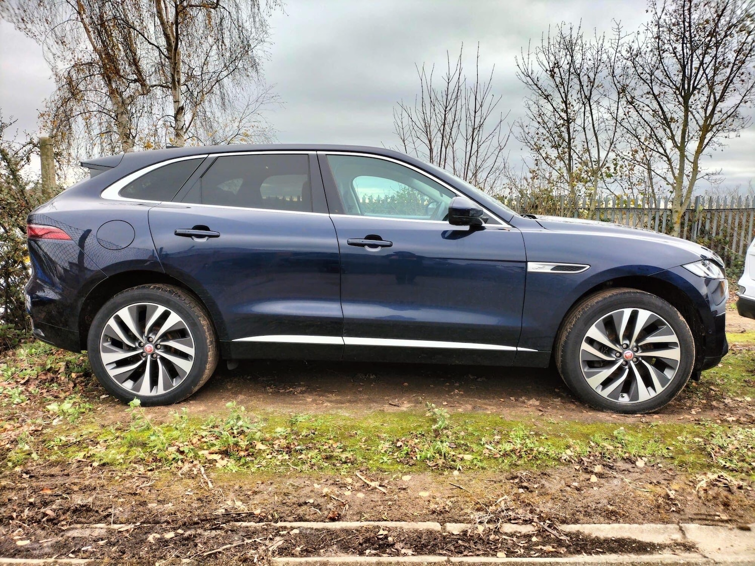 Used Jaguar F-Pace 2021 for sale - 76646232: Photo 2