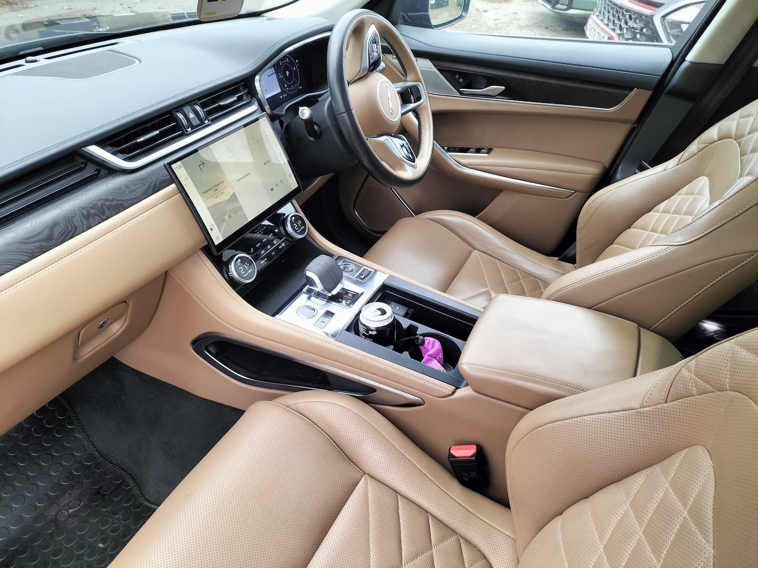 Used Jaguar F-Pace 2021 for sale - 76646232: Photo 4