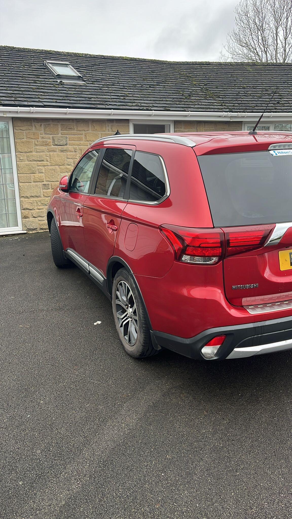 Used Mitsubishi Outlander 2016 for sale - 76538897: Photo 3