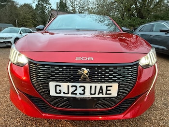Used Peugeot 208 2023 for sale - 76689332: Photo