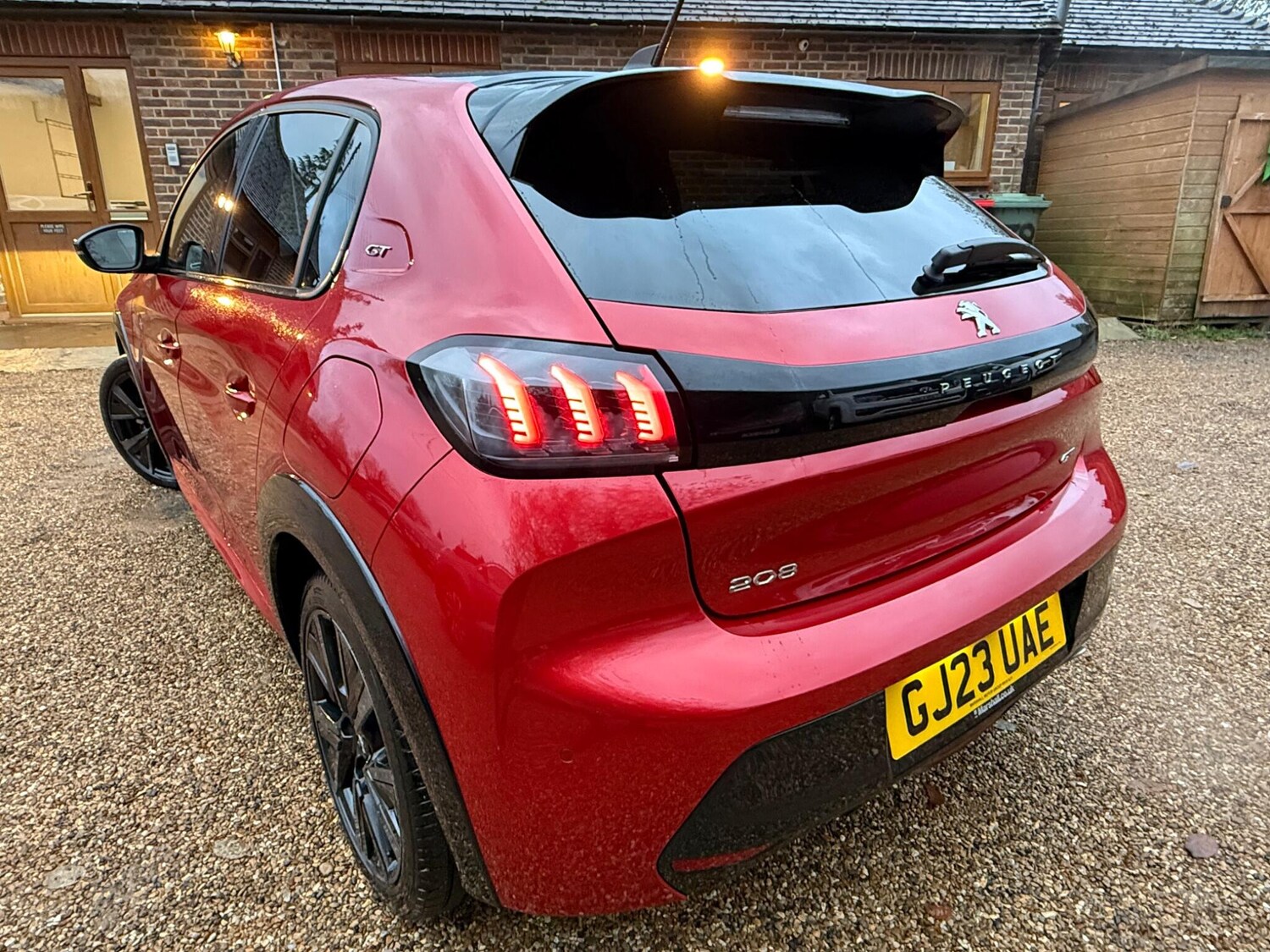 Used Peugeot 208 2023 for sale - 76689332: Photo 3