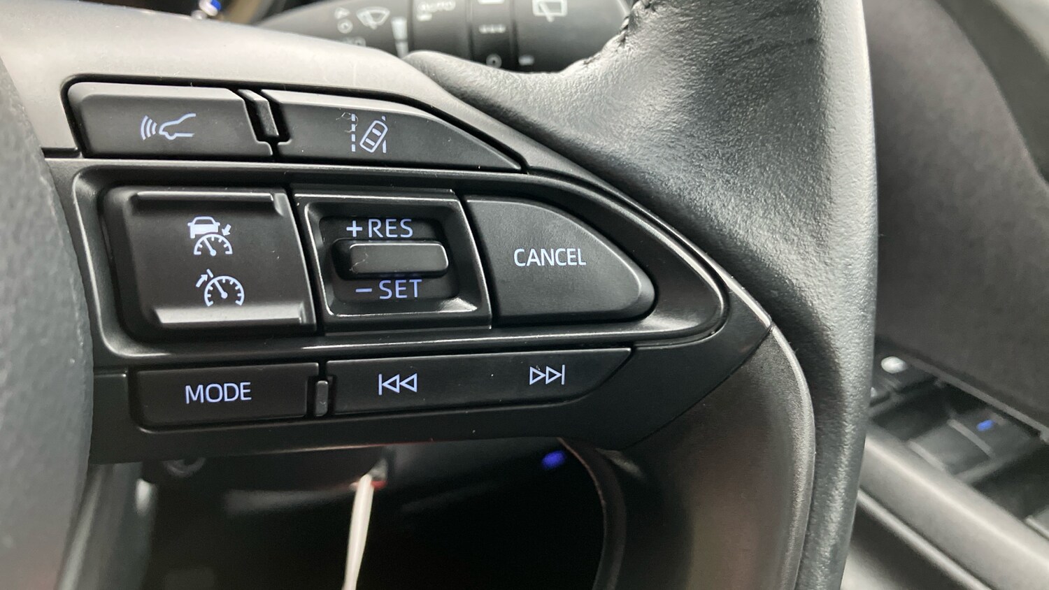 Used Toyota Yaris 2023 for sale - 77776165: Photo 25