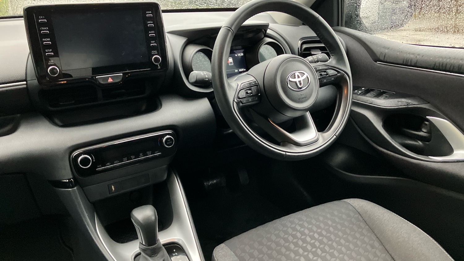 Used Toyota Yaris 2023 for sale - 77776165: Photo 9