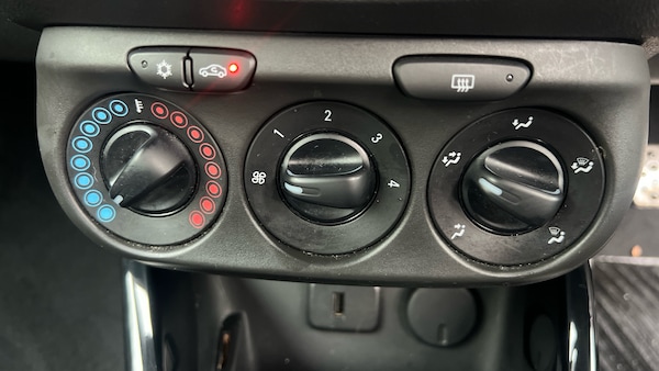 Used Vauxhall ADAM 2019 for sale - 76177001: Photo 26