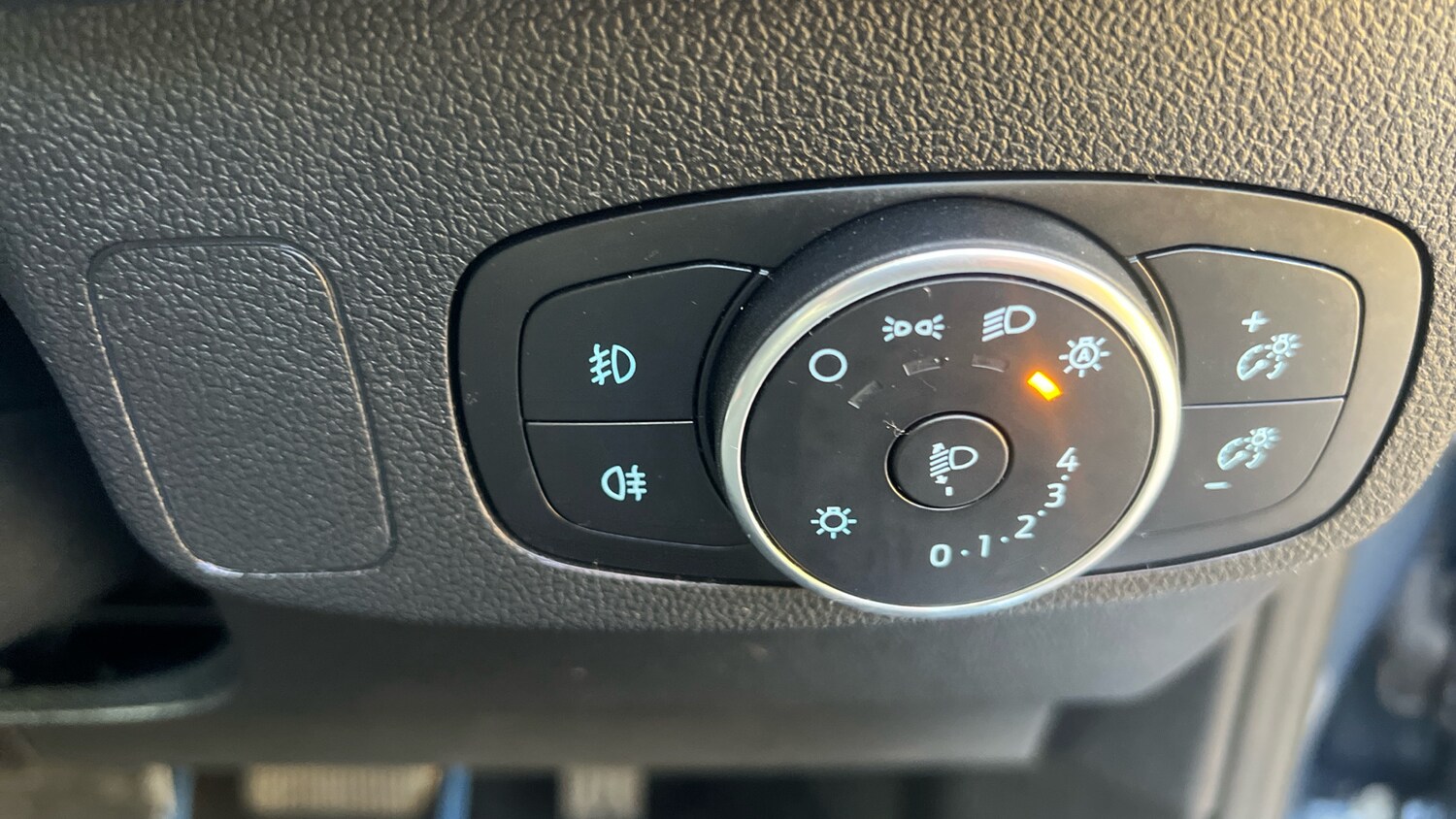 Used Ford Focus 2020 for sale - 77578123: Photo 23