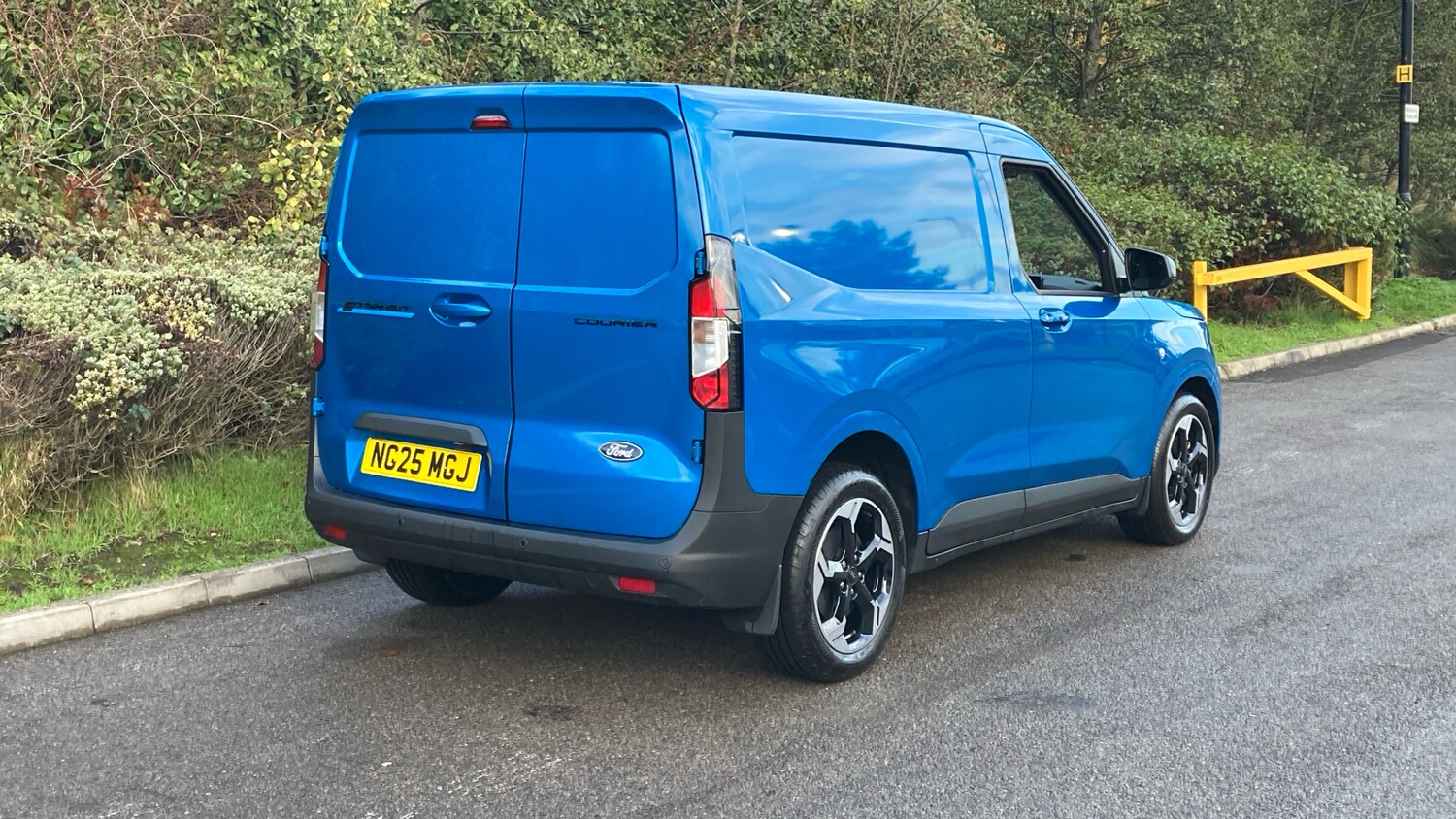 Used Ford Transit Courier 2025 for sale - 76684775: Photo 10