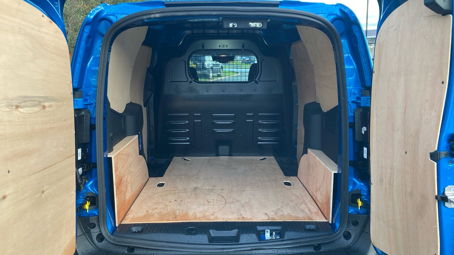 Used Ford Transit Courier 2025 for sale - 76684775: Photo 12