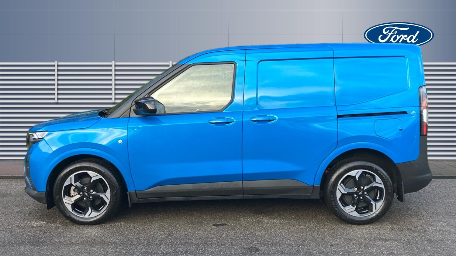 Used Ford Transit Courier 2025 for sale - 76684775: Photo 4