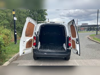 Used Toyota ProAce 2023 for sale - 79733141: Photo