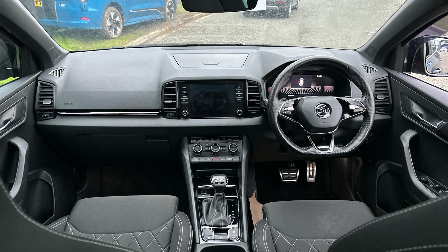 Used Skoda Karoq 2022 for sale - 77431537: Photo 10