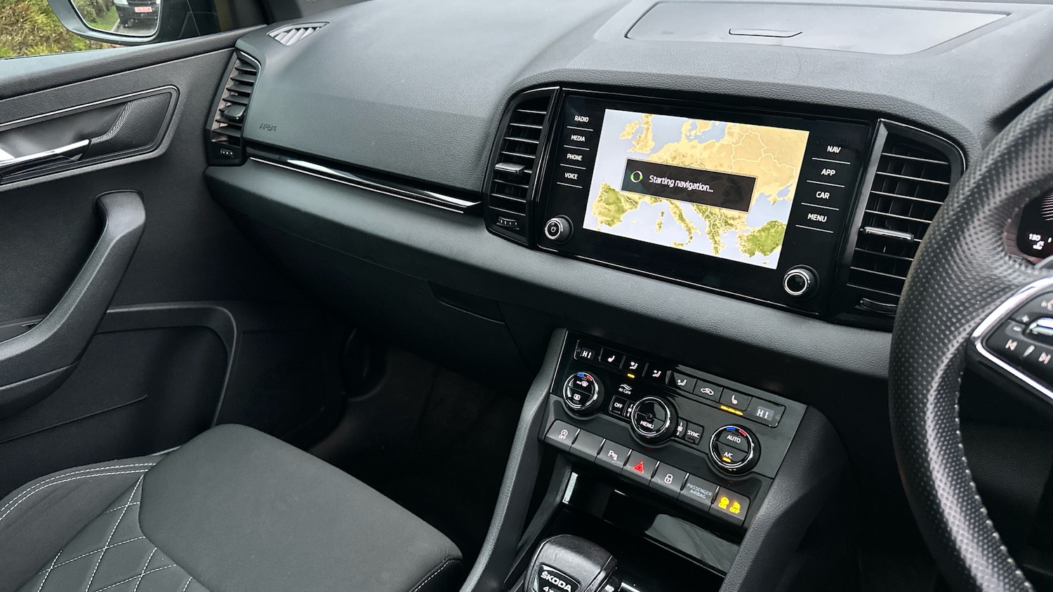 Used Skoda Karoq 2022 for sale - 77431537: Photo 14