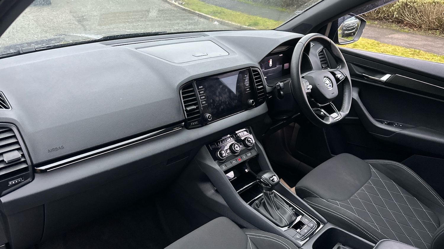 Used Skoda Karoq 2022 for sale - 77431537: Photo 9