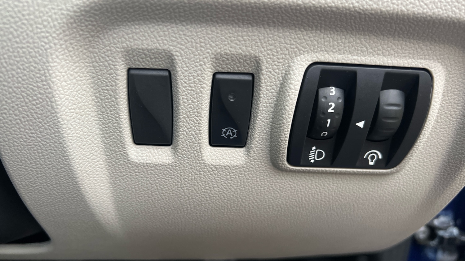 Used Renault Captur 2019 for sale - 77318245: Photo 25