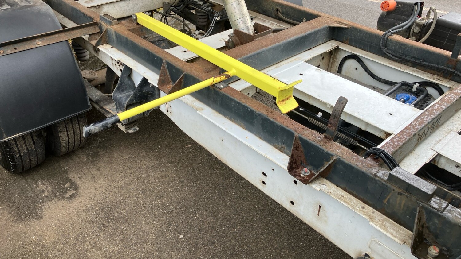 Vehicle 33