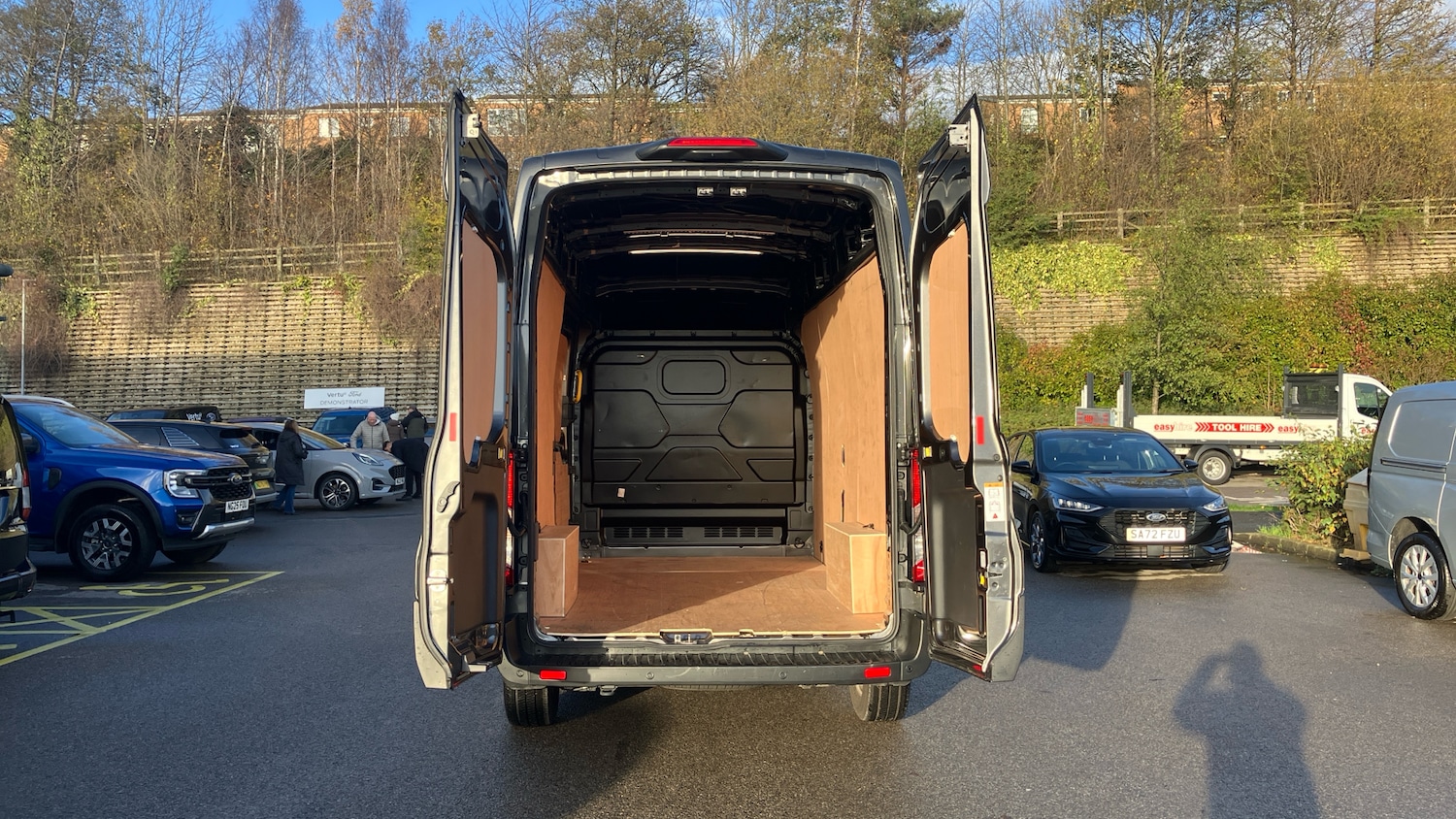 Used Ford Transit 2025 for sale - 76625600: Photo 3