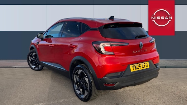 Used Renault Captur 2025 for sale - 76117339: Photo 2