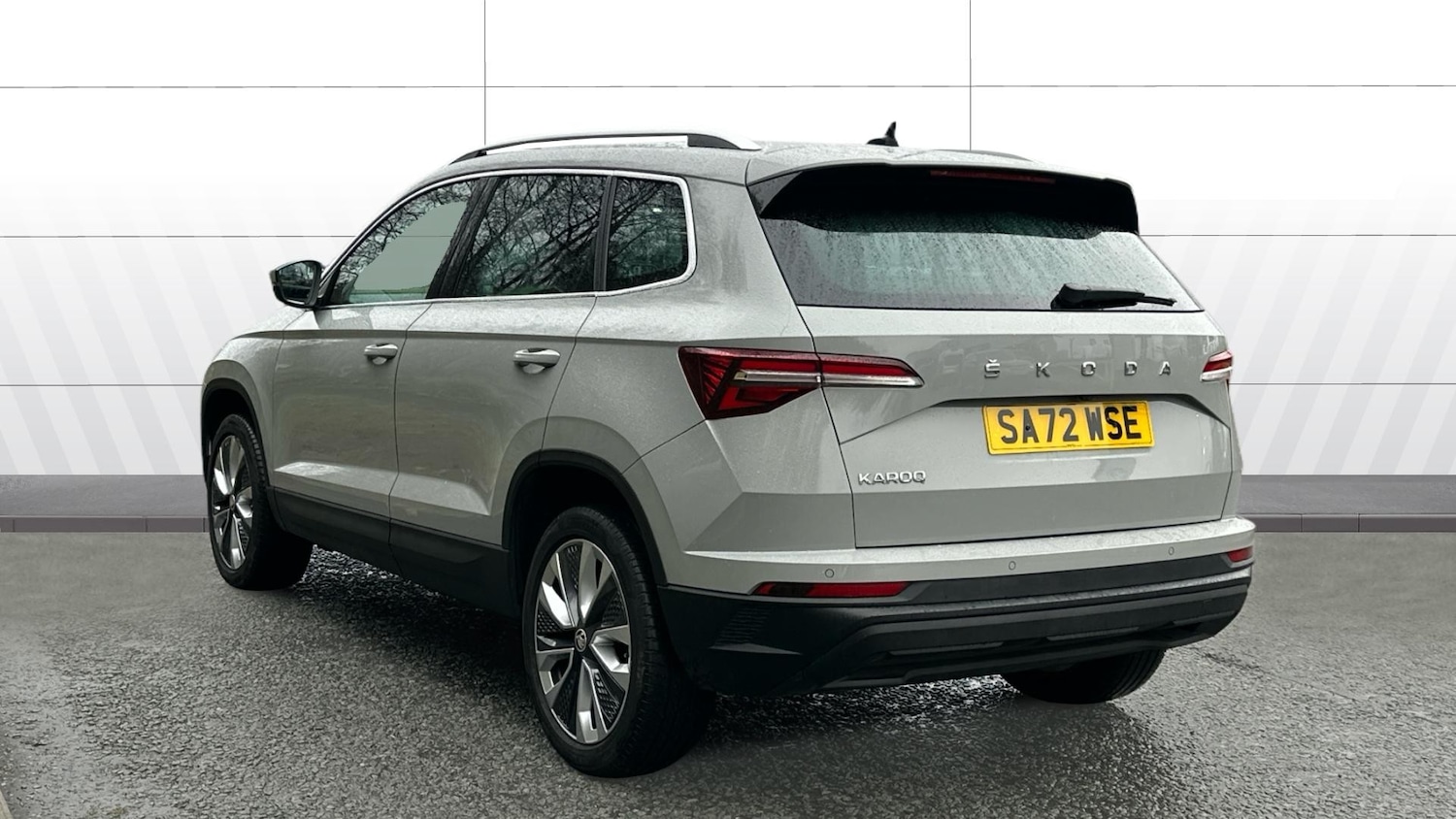 Used Skoda Karoq 2022 for sale - 77245488: Photo 2