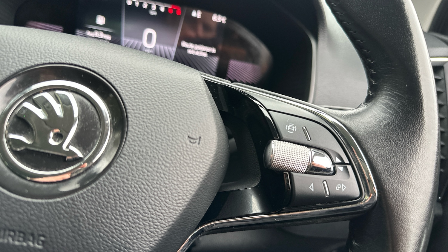 Used Skoda Karoq 2022 for sale - 77245488: Photo 23