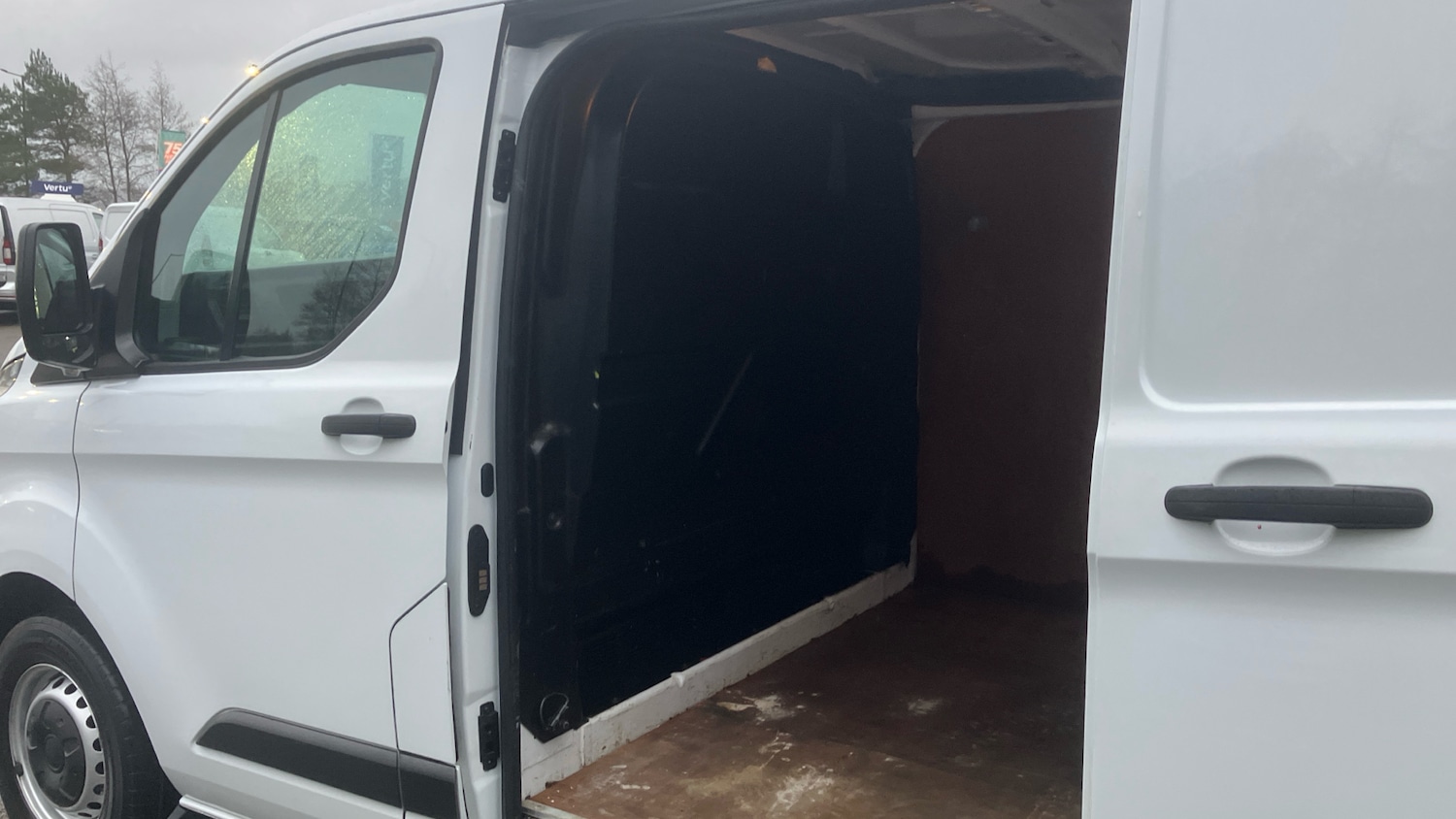 Used Ford Transit Custom 2023 for sale - 77106425: Photo 18