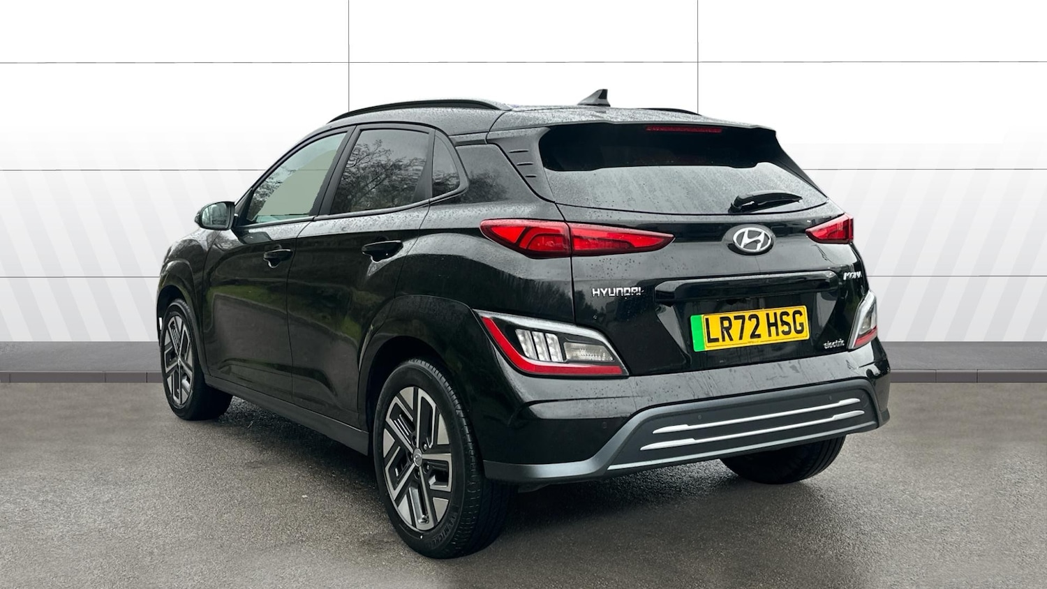 Used Hyundai KONA 2022 for sale - 77933890: Photo 2