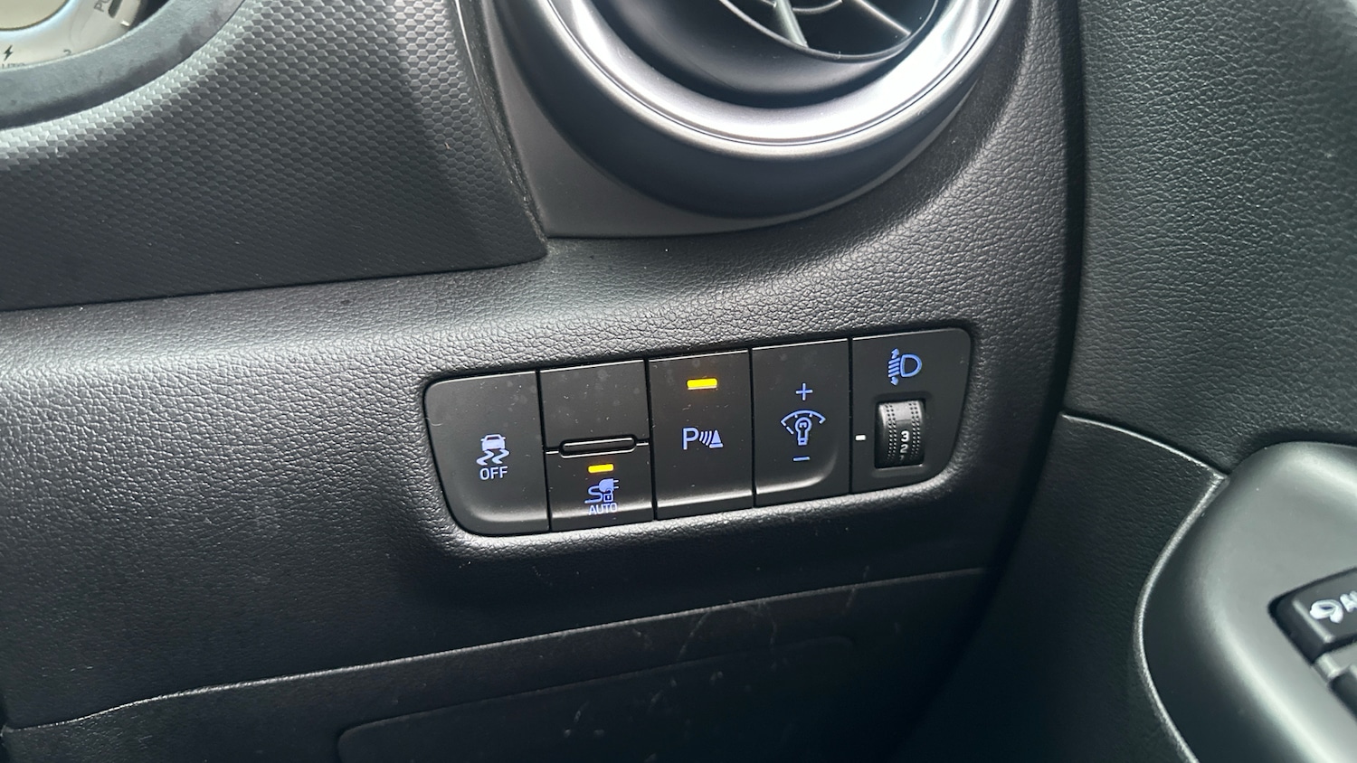 Used Hyundai KONA 2022 for sale - 77933890: Photo 27