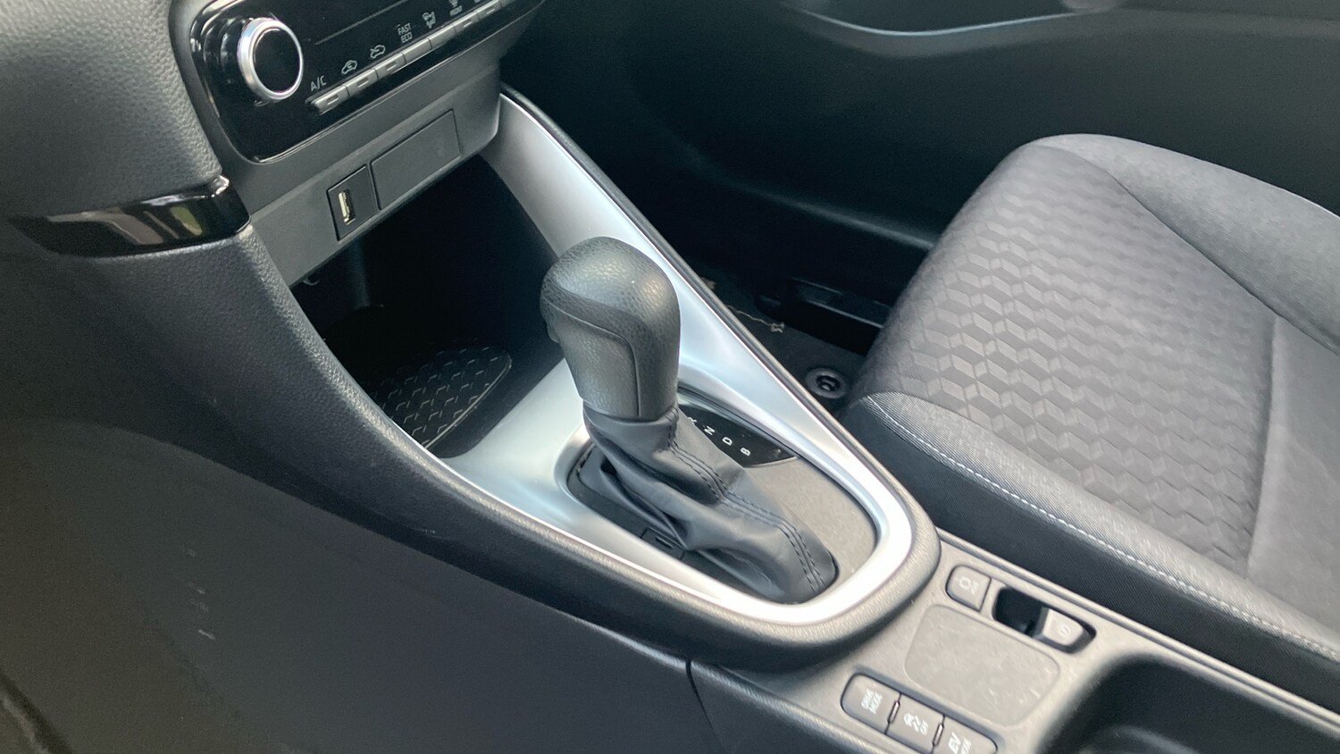 Used Toyota Yaris 2021 for sale - 77363962: Photo 13