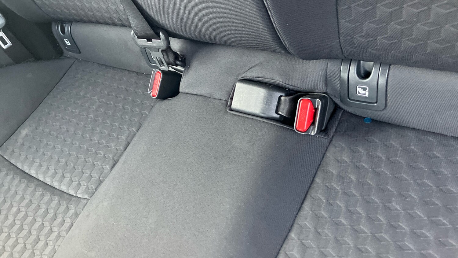 Used Toyota Yaris 2021 for sale - 77363962: Photo 17