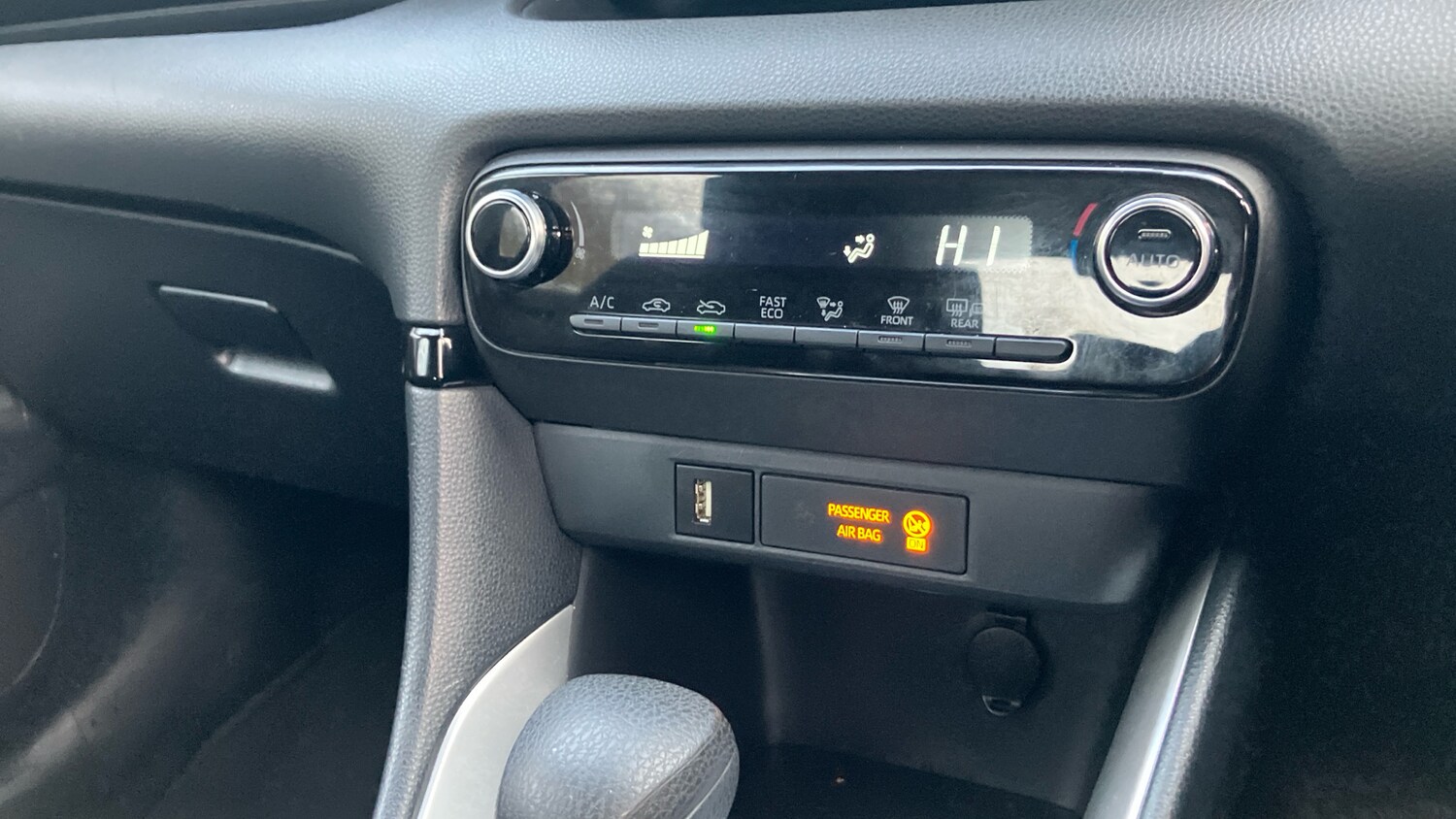 Used Toyota Yaris 2021 for sale - 77363962: Photo 26