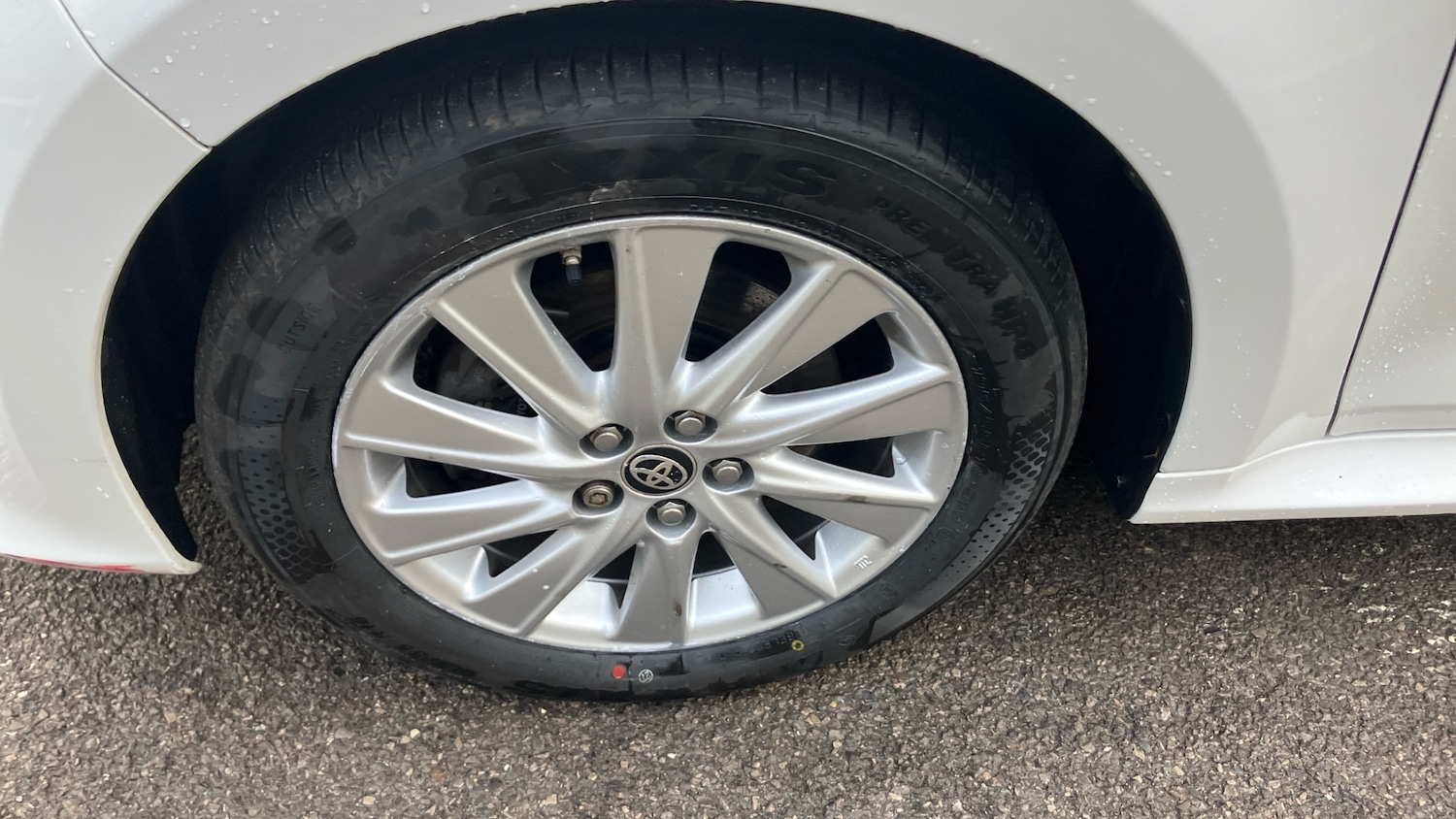 Used Toyota Yaris 2021 for sale - 77363962: Photo 41