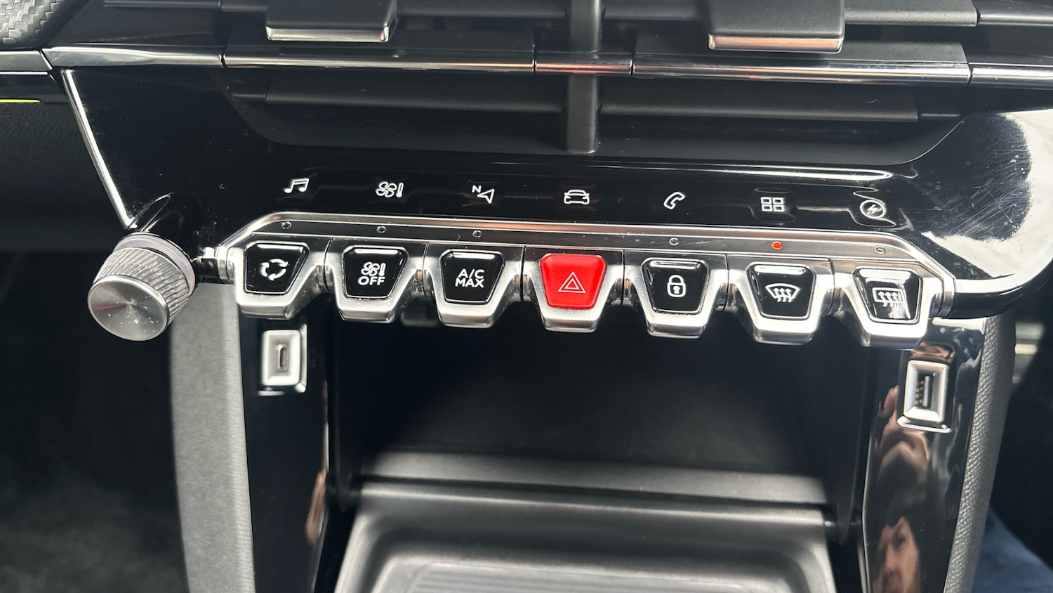 Used Peugeot 208 2021 for sale - 77446118: Photo 24