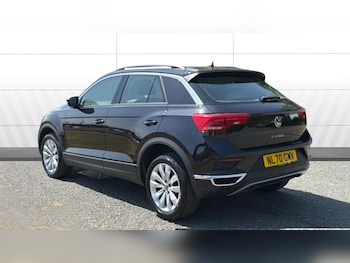 Used Volkswagen T-Roc 2020 for sale - 79082433: Photo