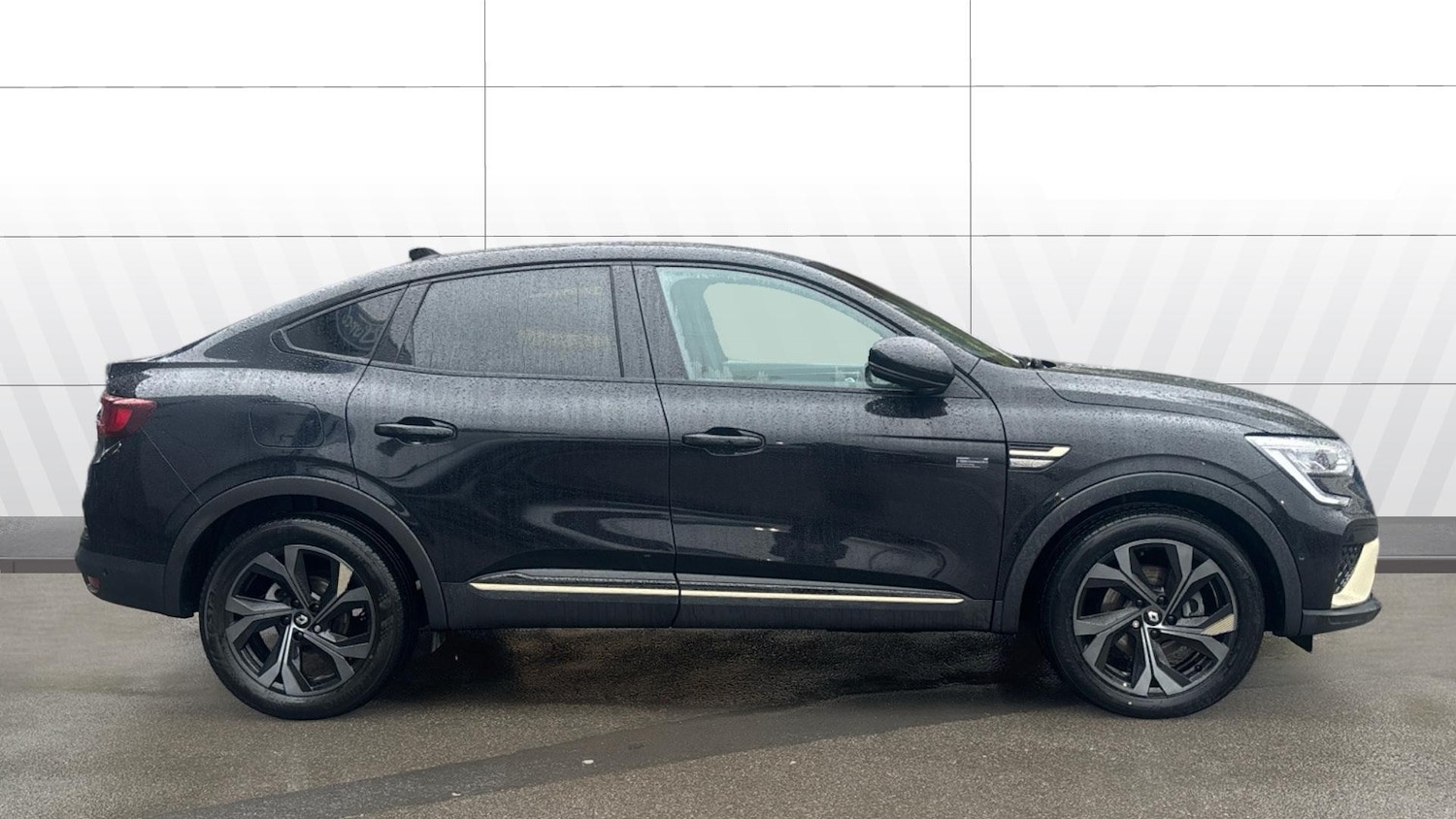 Used Renault Arkana 2023 for sale - 77475520: Photo 5