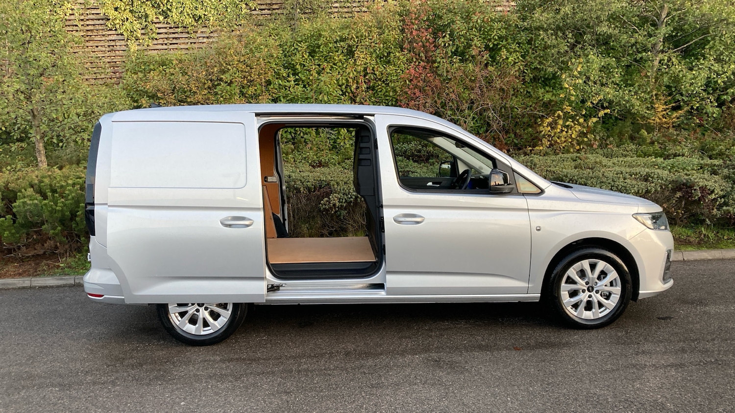 Used Ford Transit Connect 2025 for sale - 76736376: Photo 21