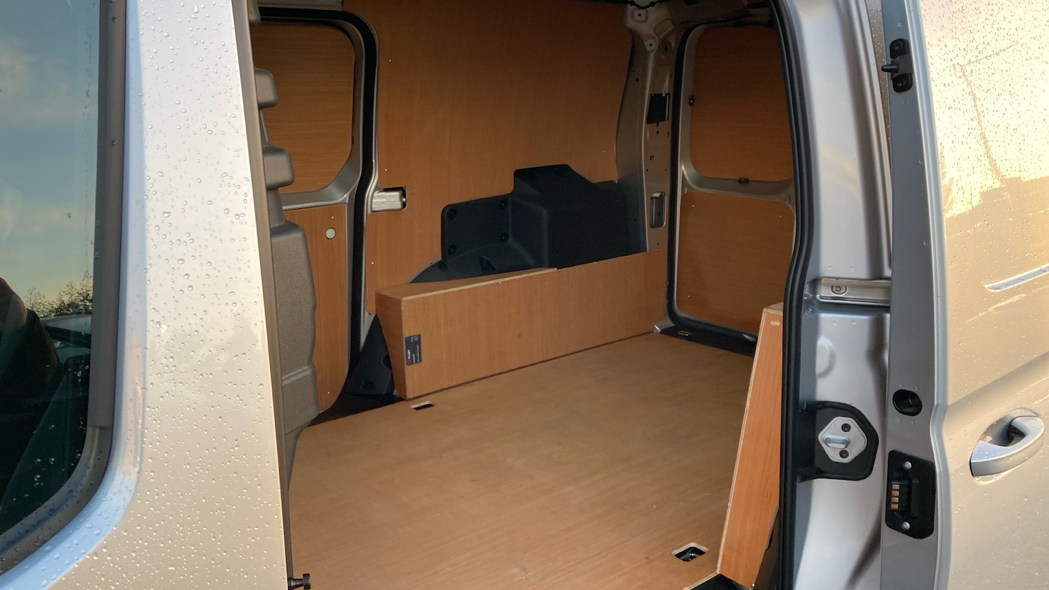 Used Ford Transit Connect 2025 for sale - 76736376: Photo 5