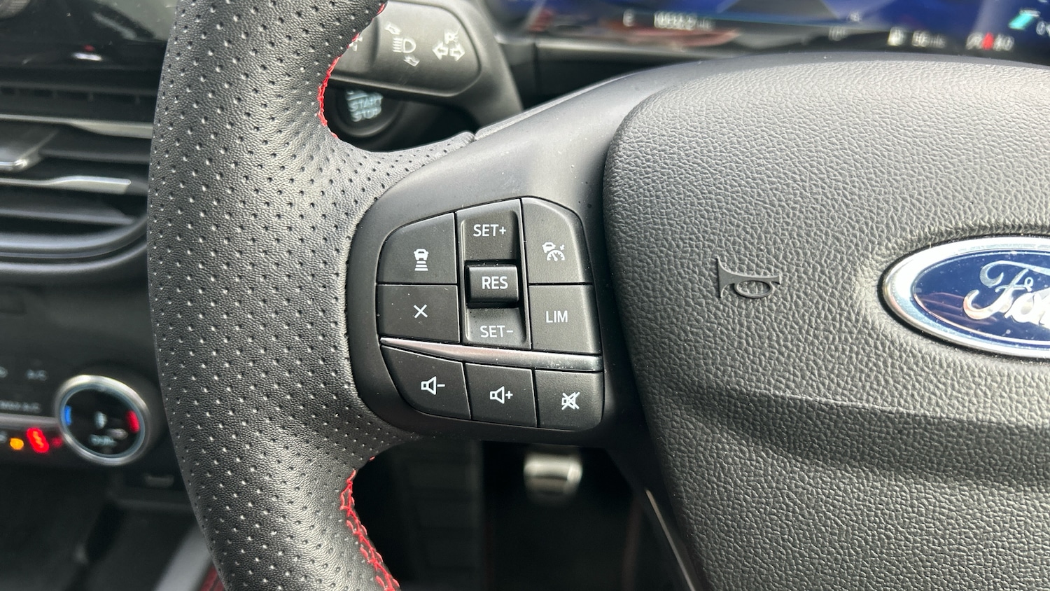 Used Ford Kuga 2024 for sale - 78012580: Photo 30