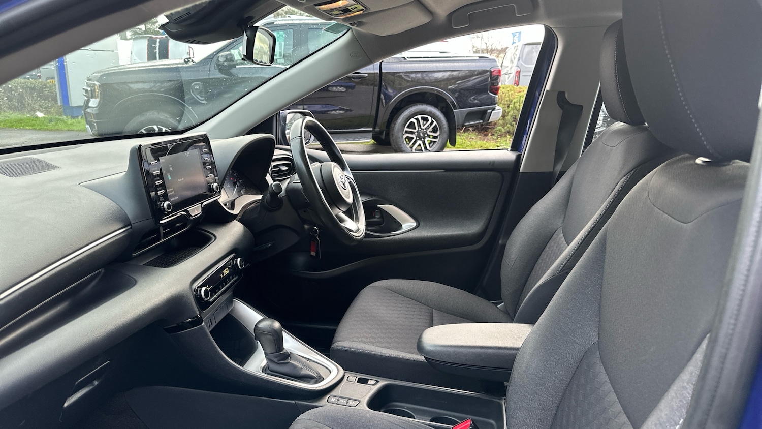 Used Toyota Yaris 2020 for sale - 77186765: Photo 32