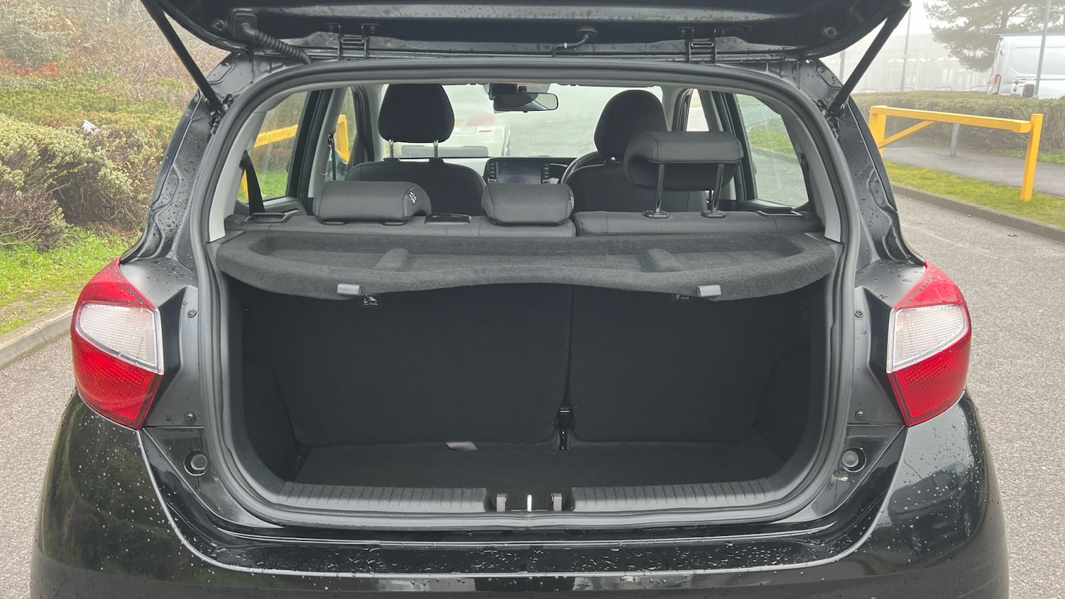 Used Hyundai i10 2024 for sale - 77363254: Photo 4