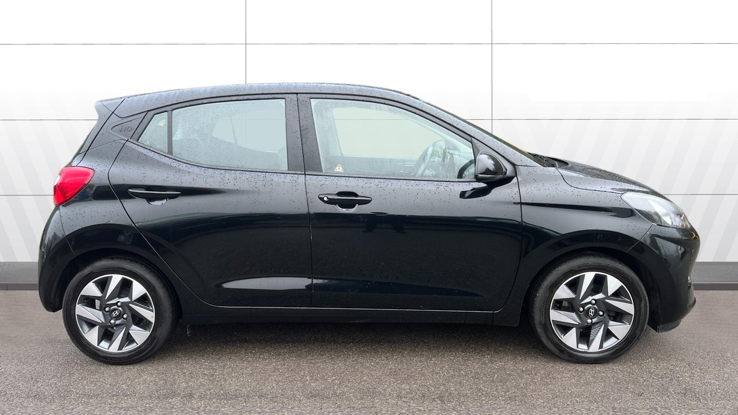 Used Hyundai i10 2024 for sale - 77363254: Photo 5