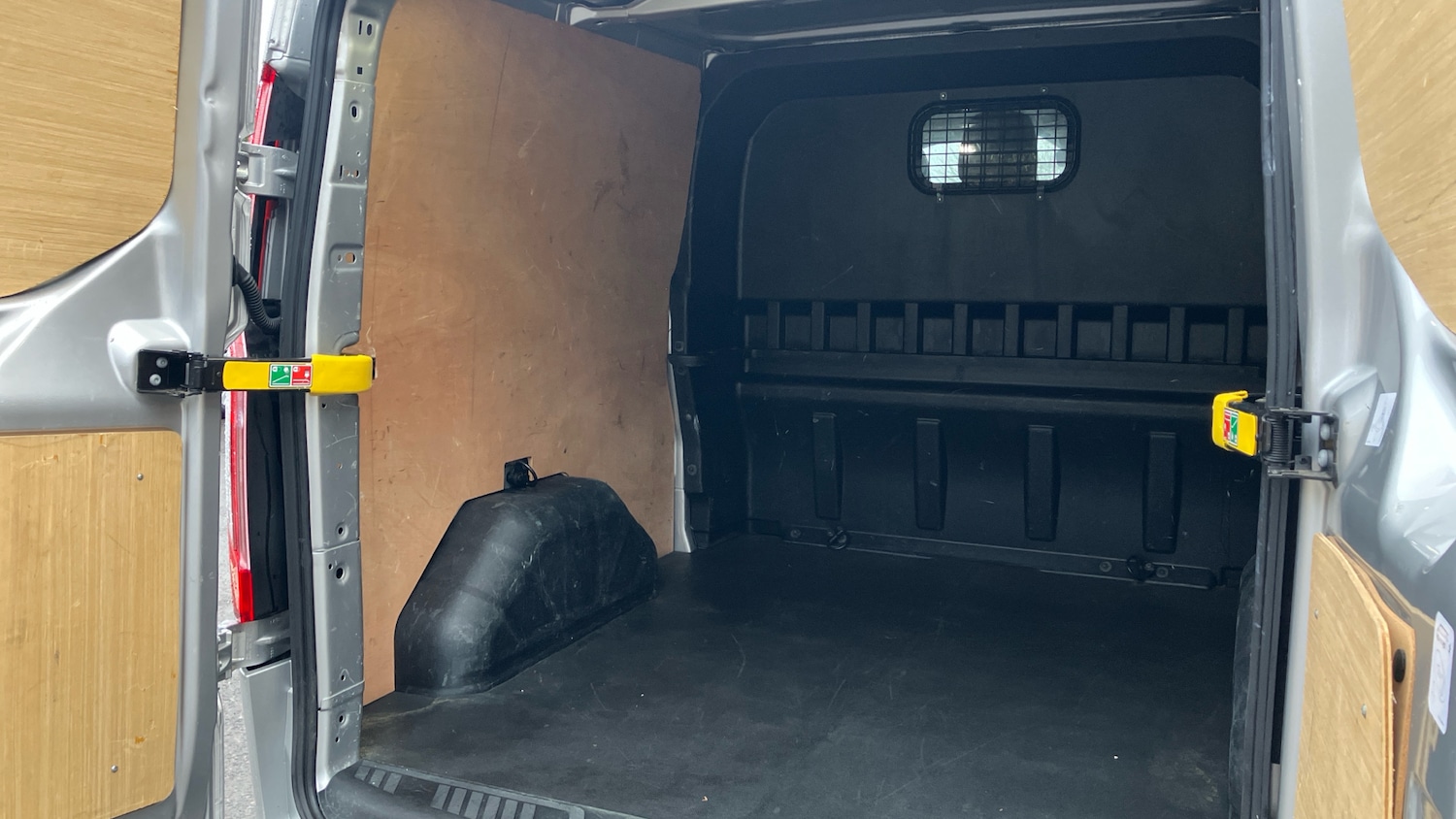 Used Ford Transit Custom 2023 for sale - 76577022: Photo 18