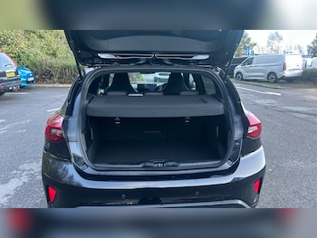 Used Ford Focus 2023 for sale - 76924217: Photo