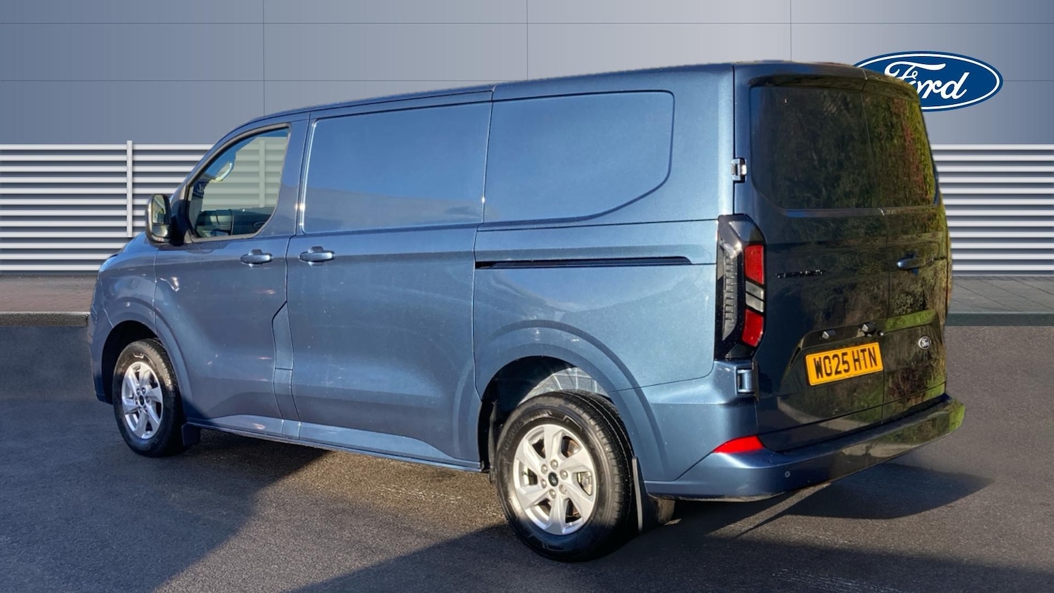 Used Ford Transit Custom 2025 for sale - 77136070: Photo 2
